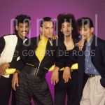 01-06-1987 DeBarge at studio in Amsterdam.

[keywords]Posed, Half Length, Eyecontact, Singers, Musicians[/keywords]